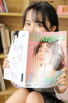 喝女王的圣水